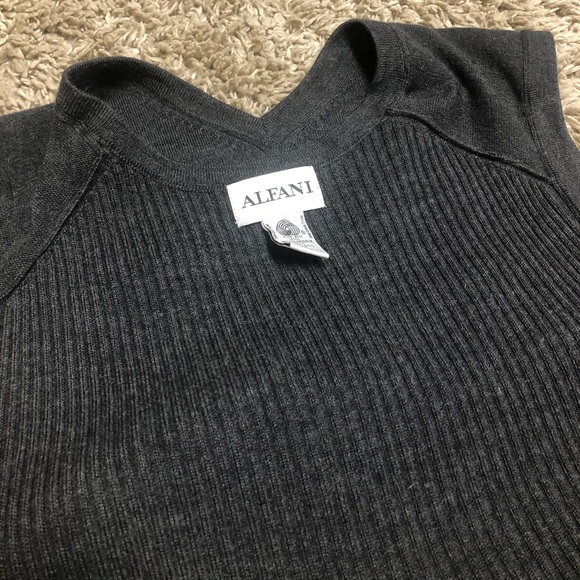 Alfani Merino Wool Sweater Vest - Picture 9 of 10